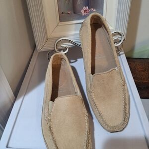 Women’s Suede Slip-On Loafers in Beige